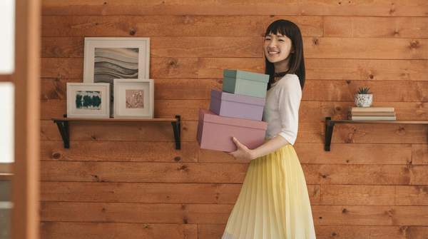 Editorial illustration for How the KonMari Method Is Built to Fight Decision Fatigue