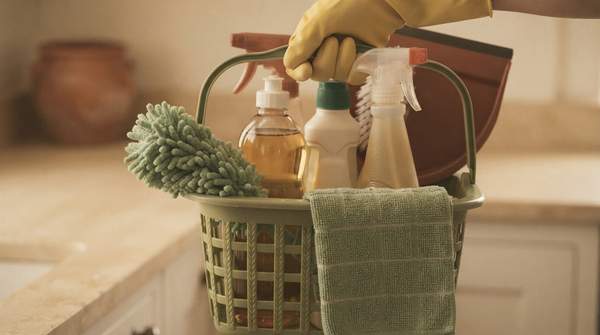 Editorial illustration for How to Evaluate "Non-Toxic" Cleaning Brands: A Checklist for Ingredient, Certification, and Packaging Claims