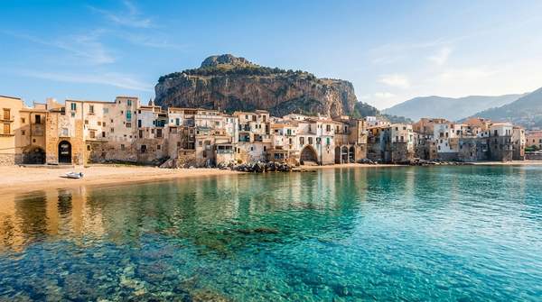 Why Take a Historian-Led Tour of Italy With Joseph Walker?